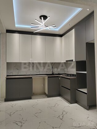 3 otaqlı Yeni tikili, Şah İsmayıl Xətai m., Bakı