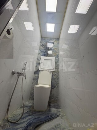 3 otaqlı Köhnə tikili, Qaraçuxur q., Bakı