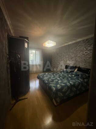 3 otaqlı Köhnə tikili, Qaraçuxur q., Bakı