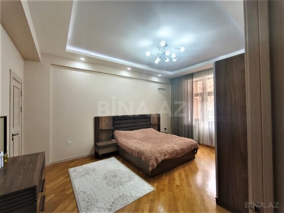 3 otaqlı Yeni tikili, Şah İsmayıl Xətai m., Bakı