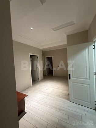 3 otaqlı Yeni tikili, İnşaatçılar m., Bakı