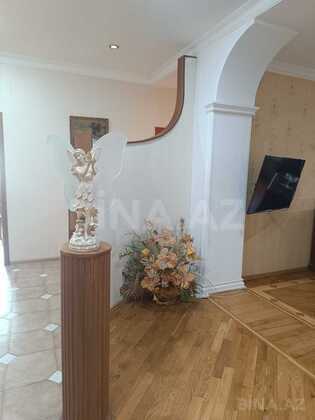3 otaqlı Yeni tikili, Nizami m., Bakı