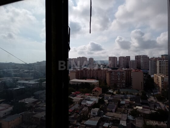 4 otaqlı Yeni tikili, Elmlər Akademiyası m., Bakı