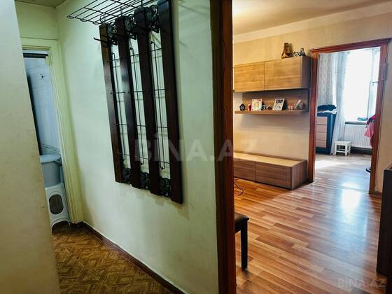 2 otaqlı Köhnə tikili, Qara Qarayev m., Bakı