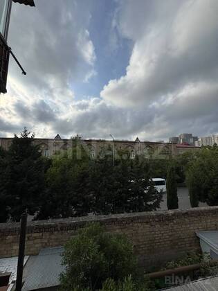 3 otaqlı Köhnə tikili, Yasamal r., Bakı