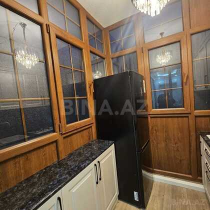 3 otaqlı Yeni tikili, Şah İsmayıl Xətai m., Bakı