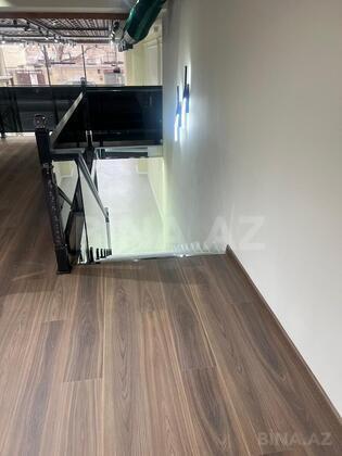 Obyekt 8 Noyabr m., Bakı