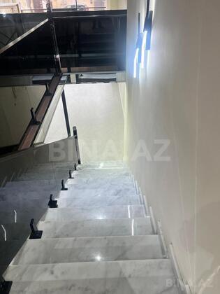 Obyekt 8 Noyabr m., Bakı