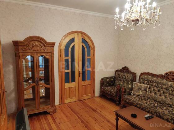 2 otaqlı Köhnə tikili, 28 May m., Bakı
