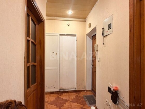 2 otaqlı Köhnə tikili, İnşaatçılar m., Bakı