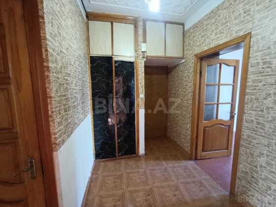 3 otaqlı Köhnə tikili, Neftçilər m., Bakı