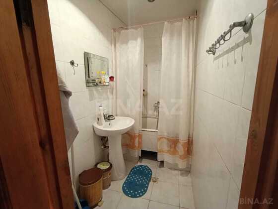 3 otaqlı Köhnə tikili, Neftçilər m., Bakı