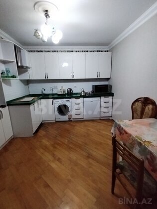 3 otaqlı Yeni tikili, Bakıxanov q., Bakı