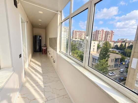 3 otaqlı Köhnə tikili, Neftçilər m., Bakı