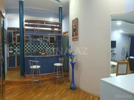 2 otaqlı Yeni tikili, Nizami m., Bakı