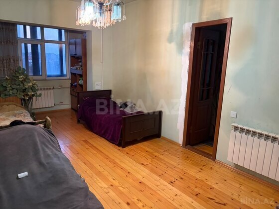 2 otaqlı Köhnə tikili, Azadlıq Prospekti m., Bakı