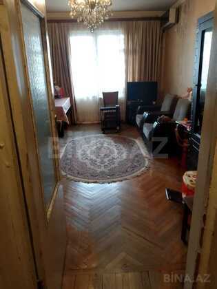 3 otaqlı Köhnə tikili, 28 May m., Bakı