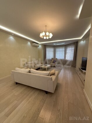 5 otaqlı Həyət evi/Bağ evi, Neftçilər m., Bakı