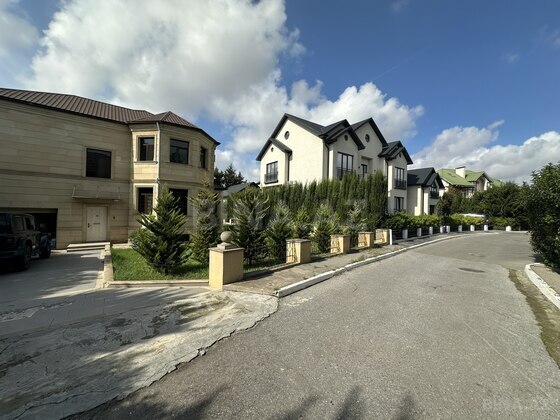 5 otaqlı Həyət evi/Bağ evi, Neftçilər m., Bakı