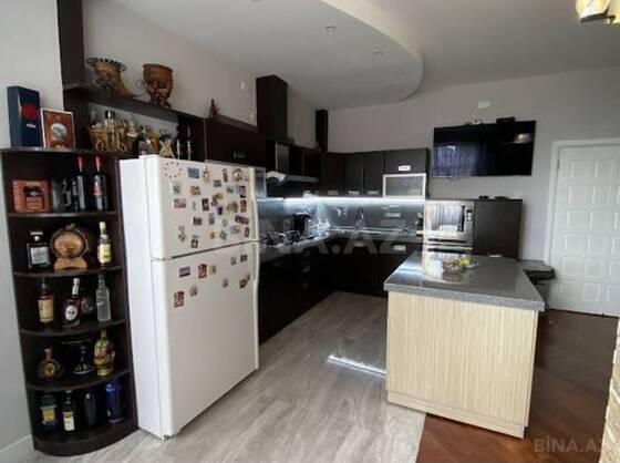3 otaqlı Yeni tikili, 28 May m., Bakı