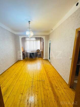 2 otaqlı Köhnə tikili, 20 Yanvar m., Bakı