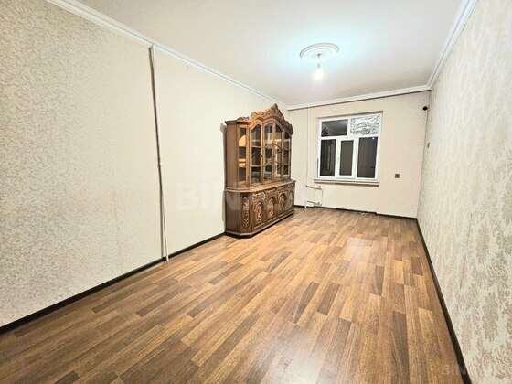 2 otaqlı Köhnə tikili, Yeni Günəşli q., Bakı