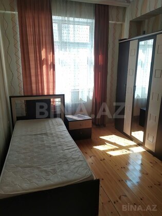 3 otaqlı Yeni tikili, Şah İsmayıl Xətai m., Bakı