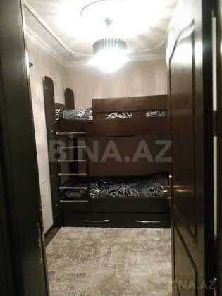3 otaqlı Köhnə tikili, Memar Əcəmi m., Bakı