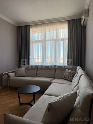 3 otaqlı Yeni tikili, Şah İsmayıl Xətai m., Bakı