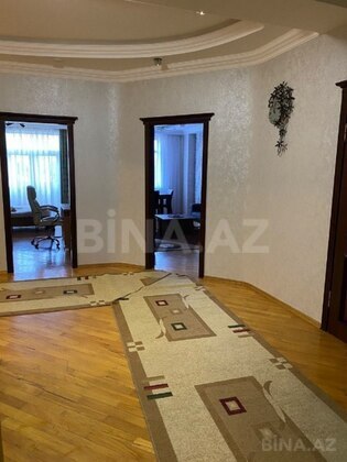 3 otaqlı Yeni tikili, 8 Noyabr m., Bakı