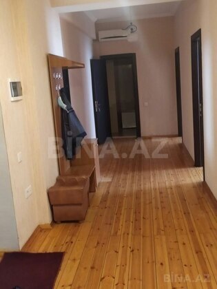 3 otaqlı Yeni tikili, Şah İsmayıl Xətai m., Bakı