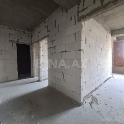 3 otaqlı Yeni tikili, Qara Qarayev m., Bakı