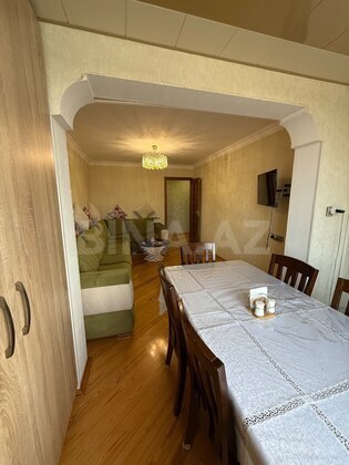 2 otaqlı Köhnə tikili, Neftçilər m., Bakı