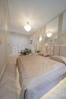 3 otaqlı Yeni tikili, Şah İsmayıl Xətai m., Bakı