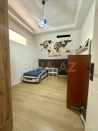 3 otaqlı Yeni tikili, Xırdalan