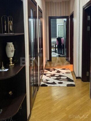 2 otaqlı Köhnə tikili, Şah İsmayıl Xətai m., Bakı