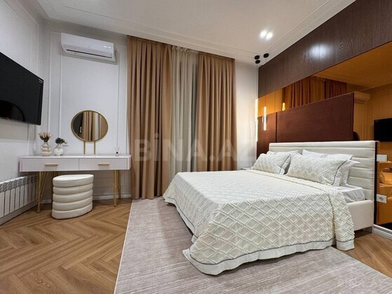 2 otaqlı Yeni tikili, 8 Noyabr m., Bakı