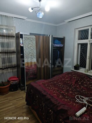 3 otaqlı Köhnə tikili, Neftçilər m., Bakı