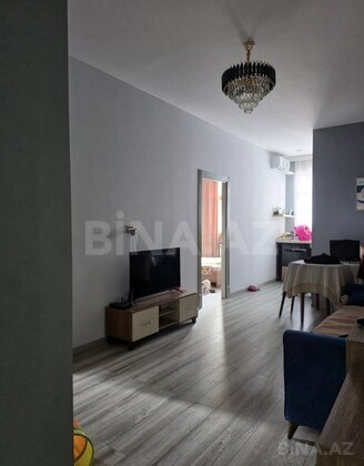 3 otaqlı Köhnə tikili, Elmlər Akademiyası m., Bakı
