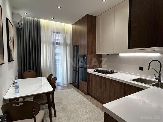 3 otaqlı Yeni tikili, Şah İsmayıl Xətai m., Bakı