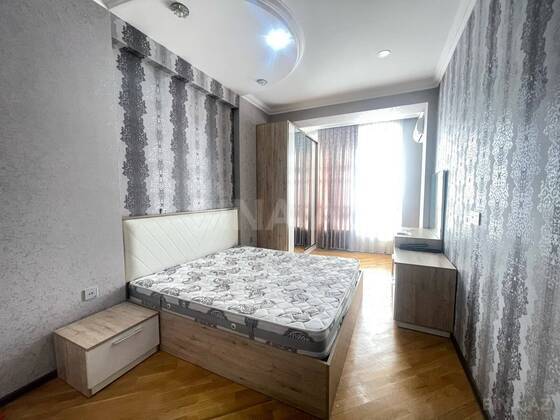 2 otaqlı Yeni tikili, İnşaatçılar m., Bakı