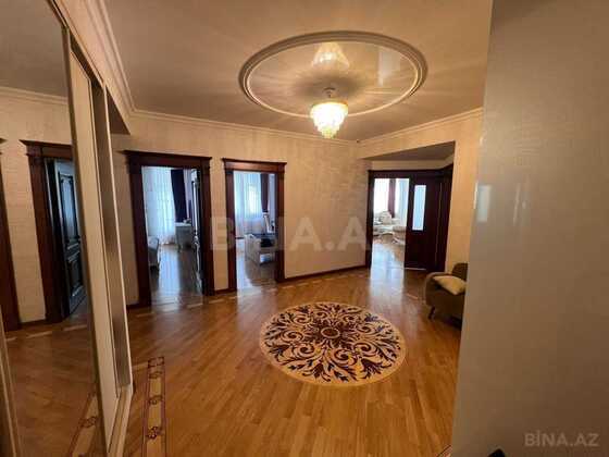 4 otaqlı Yeni tikili, 28 May m., Bakı