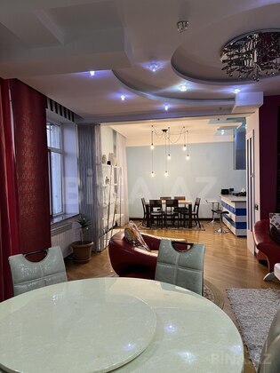 6 otaqlı Yeni tikili, 8 Noyabr m., Bakı