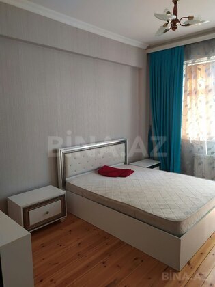 3 otaqlı Yeni tikili, Şah İsmayıl Xətai m., Bakı