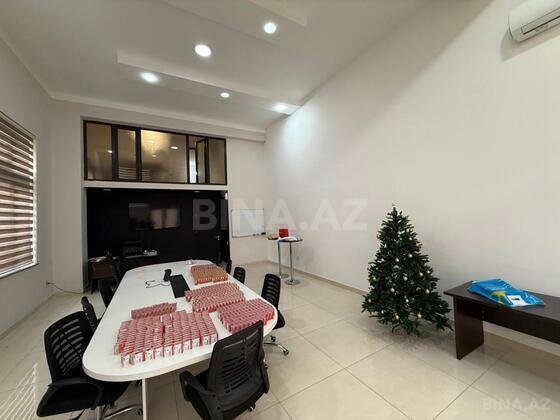 4 otaqlı Ofis, 8 Noyabr m., Bakı