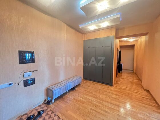 3 otaqlı Yeni tikili, Şah İsmayıl Xətai m., Bakı