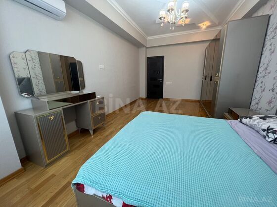 3 otaqlı Yeni tikili, Şah İsmayıl Xətai m., Bakı
