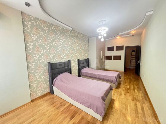 3 otaqlı Yeni tikili, Şah İsmayıl Xətai m., Bakı