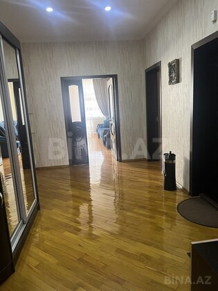 3 otaqlı Yeni tikili, 8 Noyabr m., Bakı