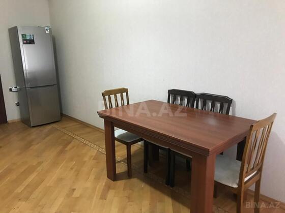 3 otaqlı Yeni tikili, Şah İsmayıl Xətai m., Bakı